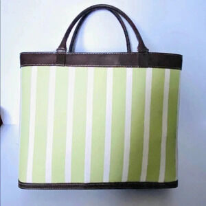 ESTÉE  LAUDER GREEN & WHITE TOTE BAG